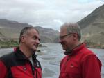 2011 Nepal with Gino Mazzucco - Sometimes you need to walk a lot to meet your friends...